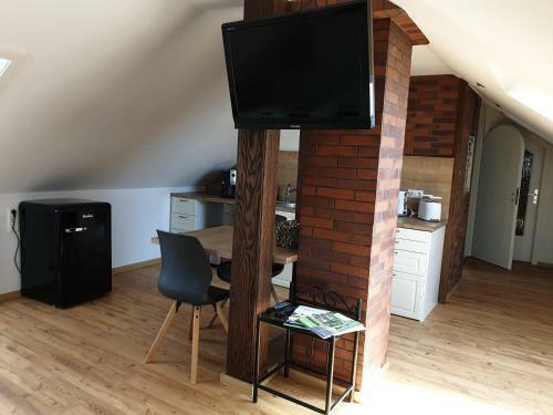 Apartment In Ruhiger Lage / Documenta N�he / Grimm Heimat