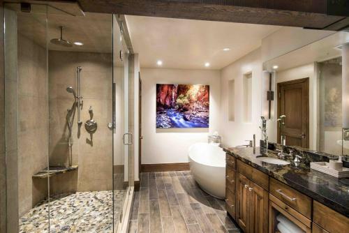 Luxury Two Bedroom Suite With Two Kings Apartment Hotel