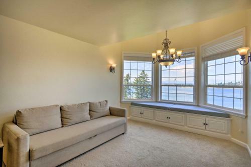 Coastal Port Orchard Retreat With Beach Access!