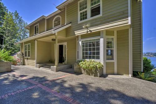 Coastal Port Orchard Retreat With Beach Access!