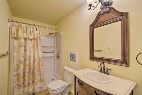 Coastal Port Orchard Retreat With Beach Access!