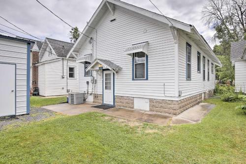 Cozy Eau Claire Home - Half Mi To Carson Park!