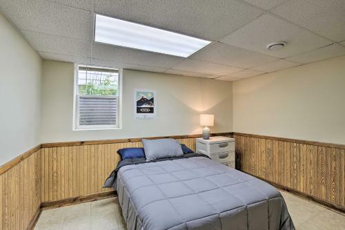 Cozy Eau Claire Home - Half Mi To Carson Park!