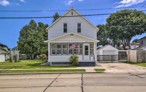 Two Rivers Home With Yard About Half Mile To Beach!