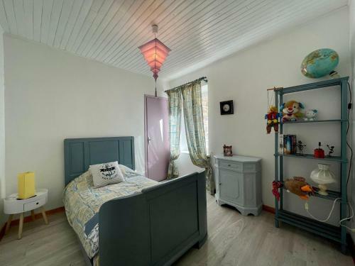 G�te Saint-germain-laprade, 4 Pi�ces, 5 Personnes - Fr-1-582-349