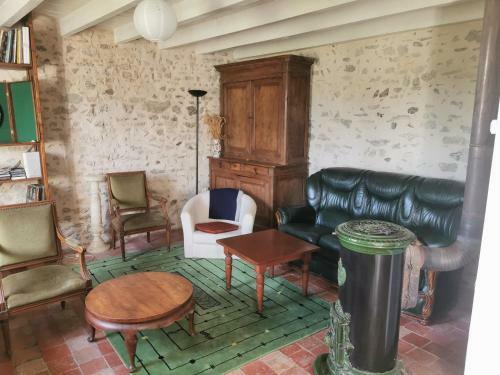 Maison De Campagne Isol�e Pour Famille
