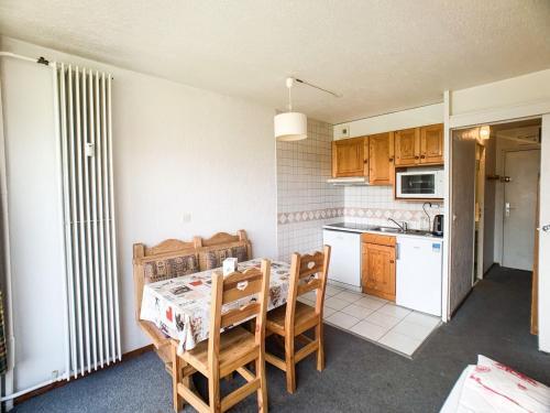 Apartamento Studio Tignes, 1 Pi�ce, 4 Personnes - Fr-1-406-259
