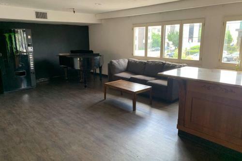Apartamento Large Hotel Style Suite (c00)
