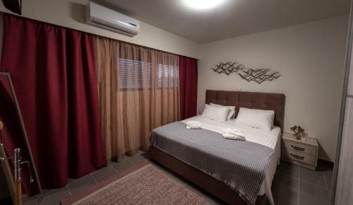 Theo And Ms Luxurious Apartments