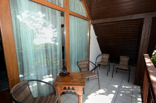 Lakeside Apartment