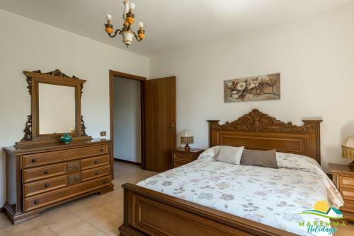 Maremma Holidays: Casale A Scarlino Scalo