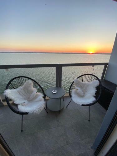 Apartamentos Mamaia Panoramic Lake