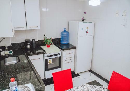 Apartamento Pr�ximo A Praia Das Castanheiras