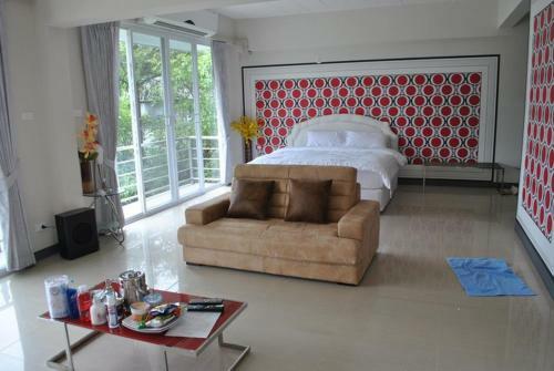 O.u.m. Hotel - ??????????????