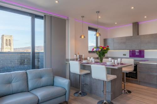 Apartamento Central Penthouse With Hot Tub & Views 22