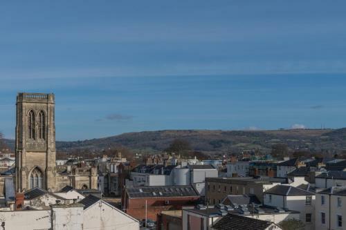 Apartamento Central Penthouse With Hot Tub & Views 22