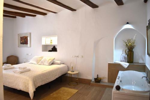 Hotel Castillo-palacio De Bulbuente