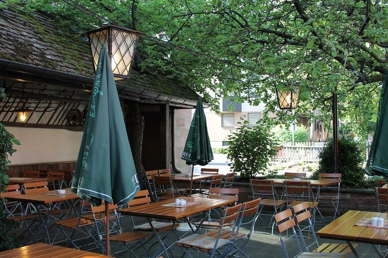 Hostal Hotel Petzengarten