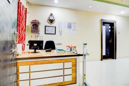 Hotel Spot On 79399 Om Residency Classic