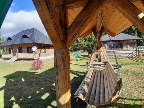 Lodge C?su?a Din Pove?ti - Vatra