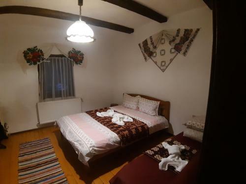 Lodge C?su?a Din Pove?ti - Vatra