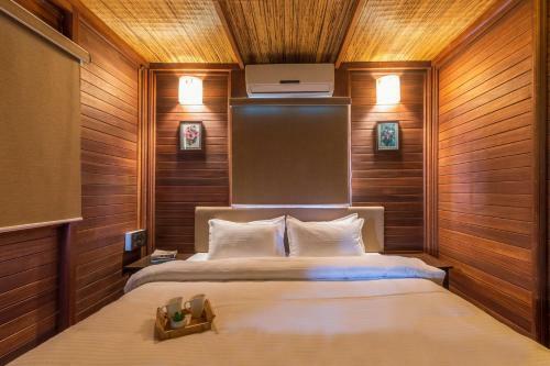 Stayvista At Vedanta Farm Villa