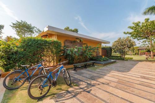 Stayvista At Vedanta Farm Villa