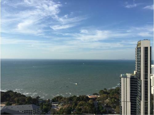 Apartamento The Peak Tower Pratamnak Pattaya