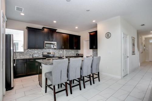 1585tempo Home