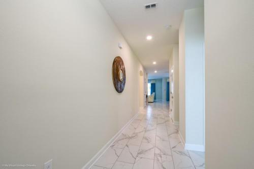 Frozen & Star Wars Themed Rooms & Game Room Villa