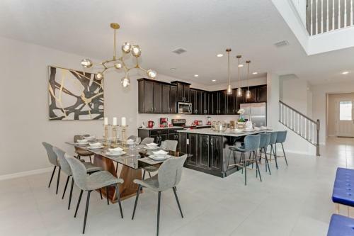 1787cvt Luxury 6 Bed Villa With Saltwater Pool Spa Villa