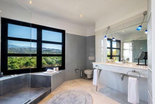 Gregory's Luxury Villa In Chania-70m2 Pool-2000m2 Garden And Plot