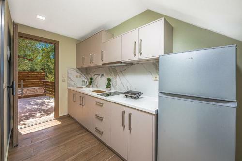 Apartamento Kozanos Suites With Private Pool