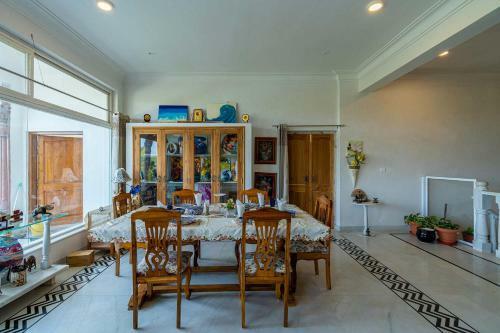 Lodge Stayvista At Castle Oodeypore