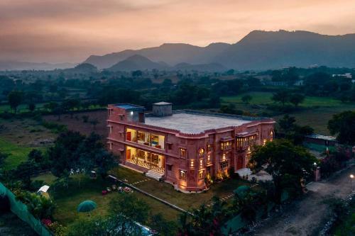 Lodge Stayvista At Castle Oodeypore
