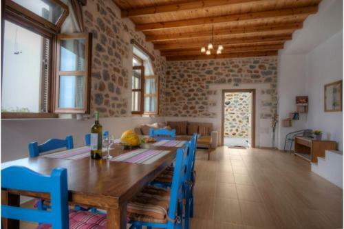 Stone Villa I In Petres
