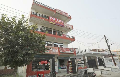 Hotel Oyo 84552 Live Ur Style