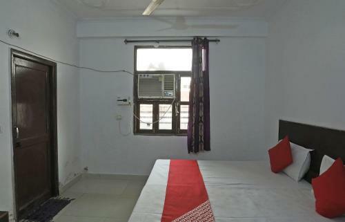 Hotel Oyo 84552 Live Ur Style