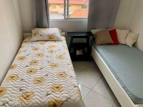 Bombinhas Apartamento Condom�nio San Victor 2 Quartos Com Piscina