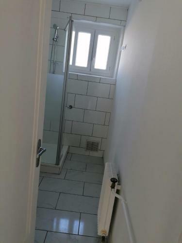Hostal Sweet Appartment Avec Wifi Et Parking