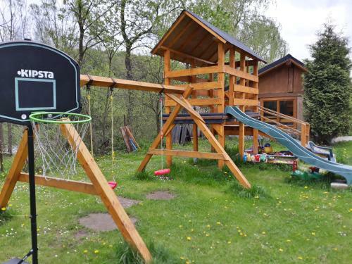 Pokoje Go?cinne Pod Cupron?