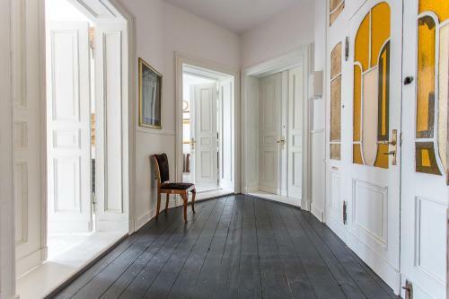 Real Old Town Apartment