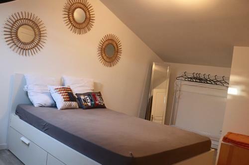 Maison De Village Sur Donz�re