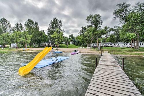 Lake Retreat Fire Pit, Boat Rentals, Bbq!