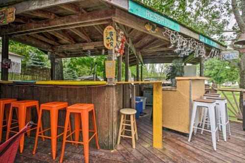 Lake Retreat Fire Pit, Boat Rentals, Bbq!
