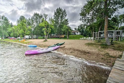 Lake Retreat Fire Pit, Boat Rentals, Bbq!
