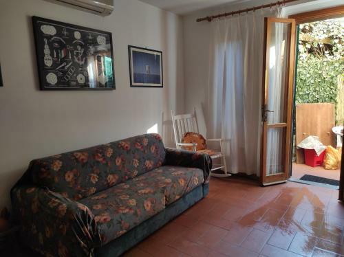 Casa Vacanze In Capraia Isola