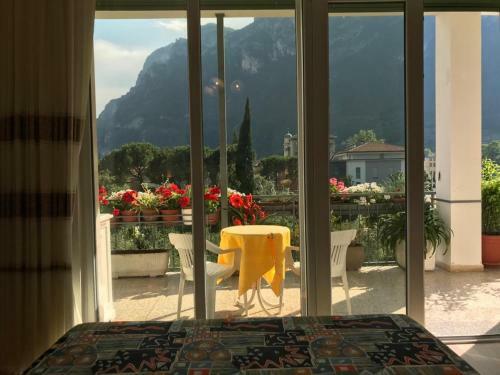 Hostal Eagle Rooms