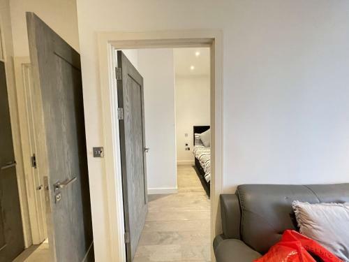 Remarkable 1-bed Apartment In Slough