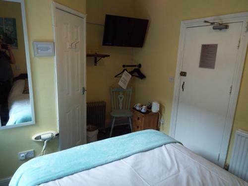 Hostal Captain's Quarters